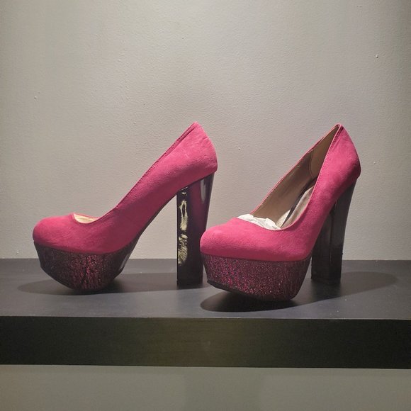 Pink and Black Platform Heels - Picture 2 of 3